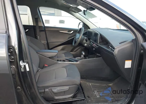 2023 Kia Niro Lx z USA, uszkodzony, nr VIN KNDCP3LE3P5116615